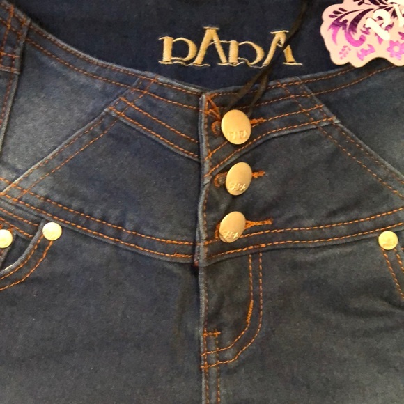 ⭐️ 5 for $25! 1 LEFT Sz 9  Dark Wash Bluejeans  👖 - Picture 4 of 4